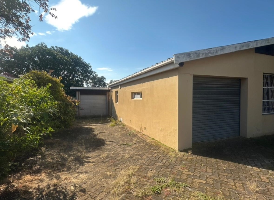 3 Bedroom Property for Sale in Bothasrus Eastern Cape